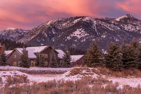 216 Candlelight Meadow Dr, Big Sky, MT 59716