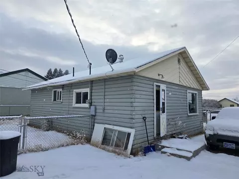 2415 Walnut, Butte, MT 59701 photo 3