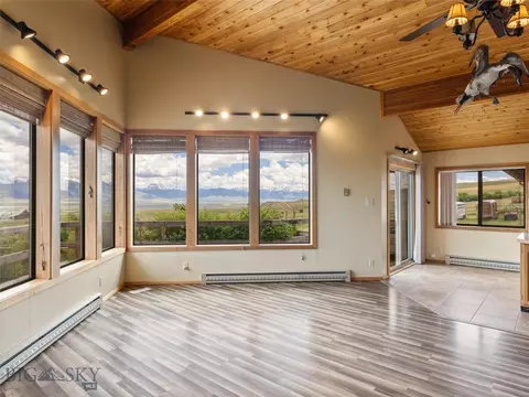 Living - 106 Two Bumps Loop E, Ennis, MT 59729 photo 4 of 9