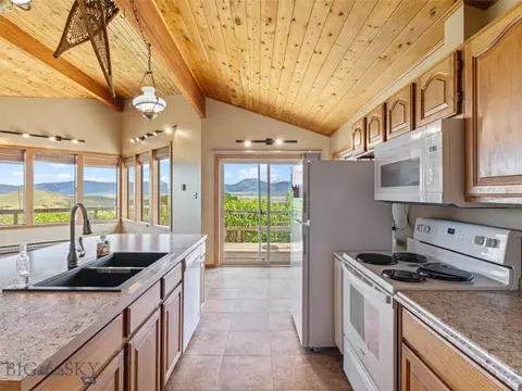 Kitchen - 106 Two Bumps Loop E, Ennis, MT 59729 photo 4 of 4