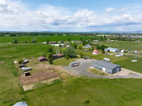 2521 Weaver Ln, Belgrade, MT 59714