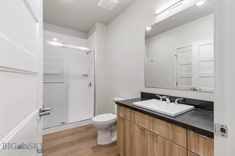 Bath - 59 E Park St #204, Butte, MT 59701 photo 1 of 2