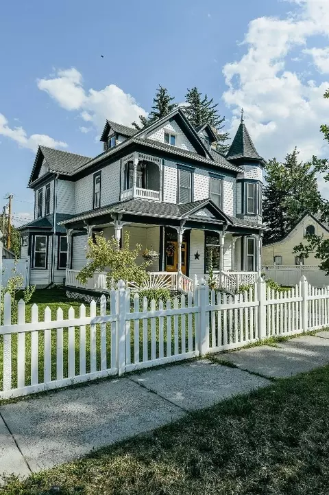 122 S Washington St, Dillon, MT 59725