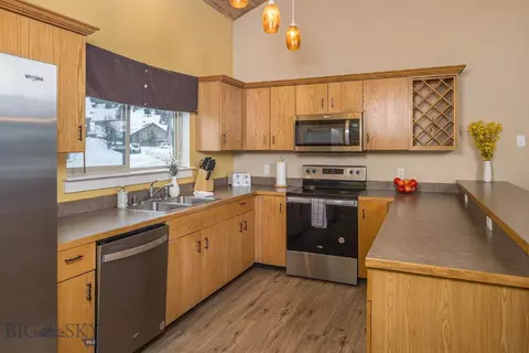 Kitchen - 73 Starlight Dr, Big Sky, MT 59716 photo 1 of 3