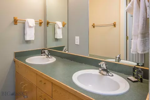 Bath - 73 Starlight Dr, Big Sky, MT 59716 photo 3 of 6