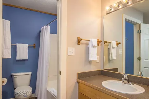 Bath - 73 Starlight Dr, Big Sky, MT 59716 photo 5 of 6
