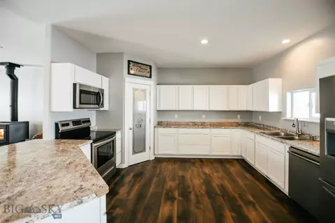 269 Ten Peaks Dr, Dillon, MT 59725 photo 15