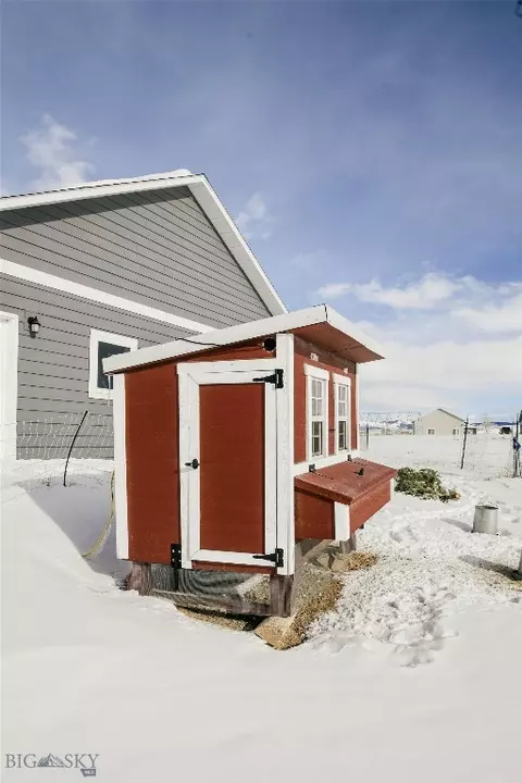 269 Ten Peaks Dr, Dillon, MT 59725 photo 11
