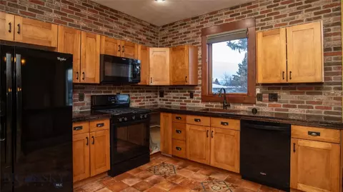 716 Mcleod, Big Timber, MT 59011 photo 6