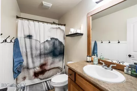Bath - 84 Tail Feather Ln #B, Bozeman, MT 59718 photo 2 of 2