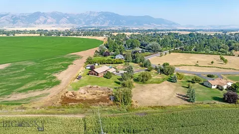 545 Coulee Dr, Bozeman, MT 59718 photo 2