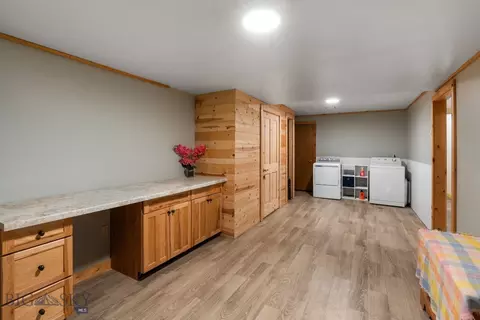 545 Coulee Dr, Bozeman, MT 59718 photo 32