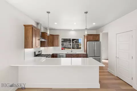 122 Horseshoe Loop, Bozeman, MT 59718 photo 3