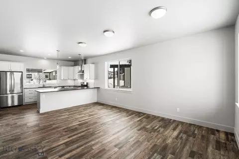 102 Horseshoe Loop, Bozeman, MT 59718 photo 7