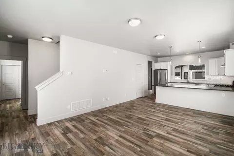 102 Horseshoe Loop, Bozeman, MT 59718 photo 8