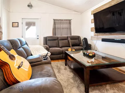 Living - 600 Blue Ribbon Ln, Dillon, MT 59725 photo 1 of 1