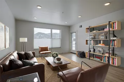 2222 Willow Dr # E, Livingston, MT 59047