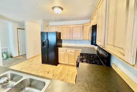 Kitchen - 82 E Magnolia, Belgrade, MT 59714 photo 2 of 3