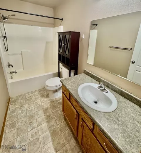 Bath - 82 E Magnolia, Belgrade, MT 59714 photo 7 of 8