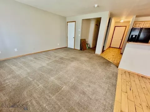 Living - 82 E Magnolia, Belgrade, MT 59714 photo 2 of 4