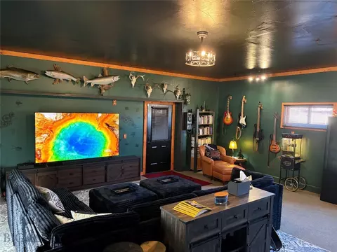 Living - 680 E River Rd, Pray, MT 59065 photo 4 of 5