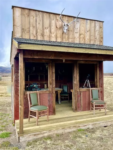 Exterior - 680 E River Rd, Pray, MT 59065 photo 6 of 9