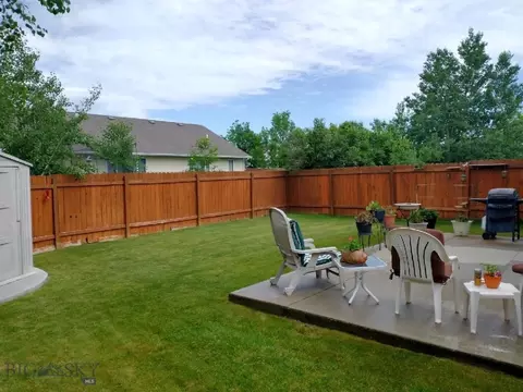 10 Pebble Brook Ln, Belgrade, MT 59714