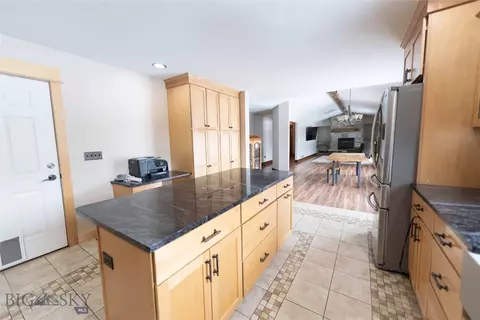 480 Prospector Trl, Bozeman, MT 59718 photo 12