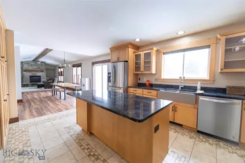 480 Prospector Trl, Bozeman, MT 59718 photo 11