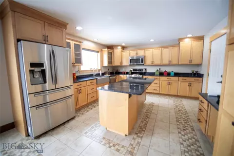 480 Prospector Trl, Bozeman, MT 59718 photo 10