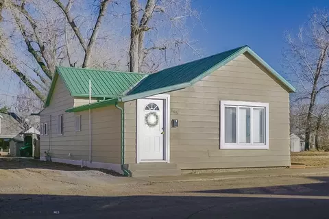 165 N Main St, Simms, MT 59477