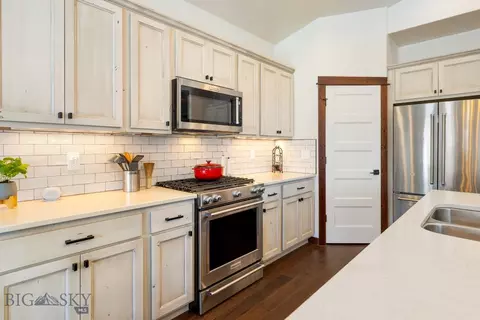 Kitchen - 2426 Thoroughbred, Bozeman, MT 59718 photo 4 of 7