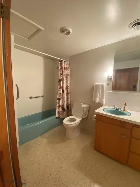 Bath - 209 2nd St E, Whitehall, MT 59759 photo 2 of 3