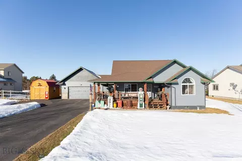 91 Painted Pony Dr, Belgrade, MT 59714