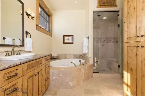 Bath - 12 Upper Cascade Ridge Rd, Big Sky, MT 59716 photo 2 of 6