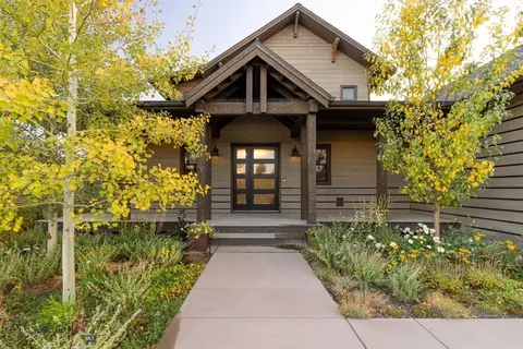 949 Black Bull, Bozeman, MT 59718