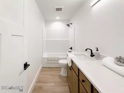 Bath - 507 Wise Way, Belgrade, MT 59714 photo 7 of 17
