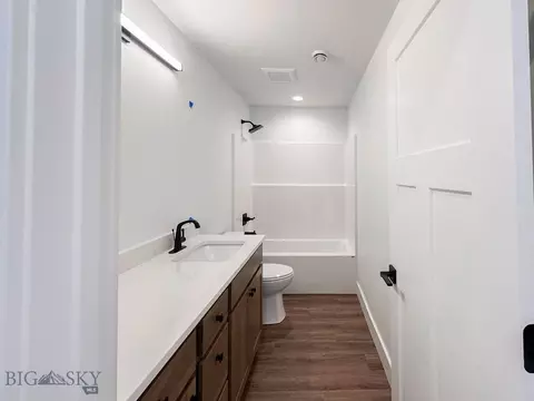 Bath - 507 Wise Way, Belgrade, MT 59714 photo 14 of 17