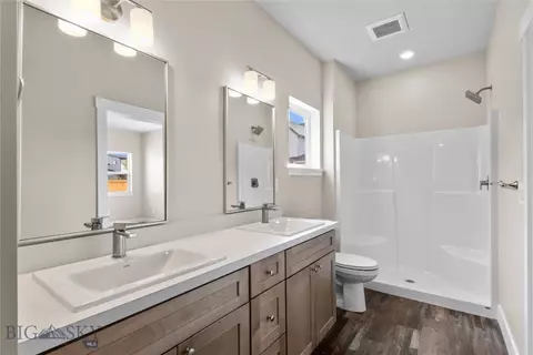 Bath - 21 Westgate Ave, Bozeman, MT 59718 photo 1 of 5