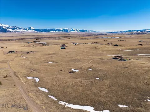 77 Badger Rd, Ennis, MT 59729
