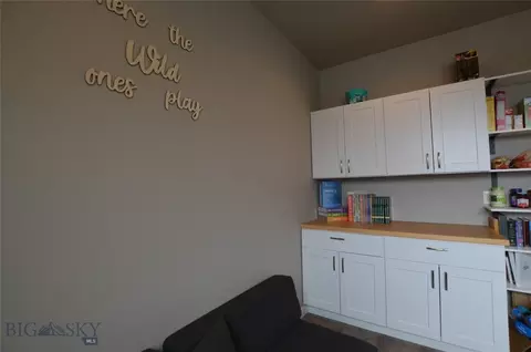 225 Johnson Ave, Dillon, MT 59725 photo 17