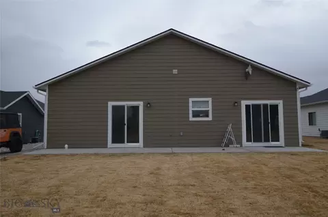 225 Johnson Ave, Dillon, MT 59725 photo 3