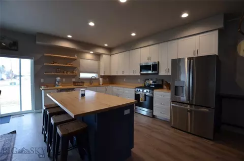 225 Johnson Ave, Dillon, MT 59725 photo 8