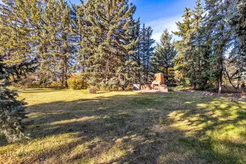 702 Blackmore Pl, Bozeman, MT 59715 photo 2