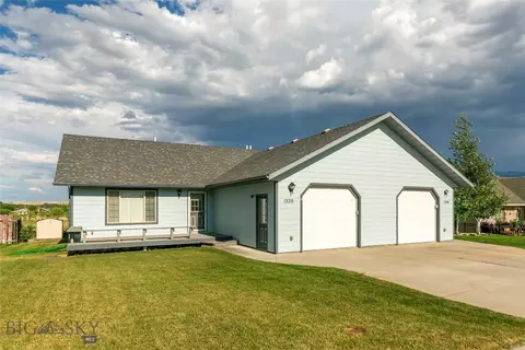 1320 Wineglass Ln, Livingston, MT 59047