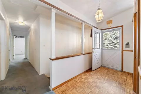 1402 Robin Ln, Bozeman, MT 59715 photo 5