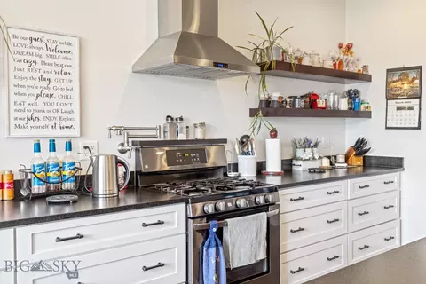 Kitchen - 24 King Meadows Ln, Bozeman, MT 59718 photo 5 of 8