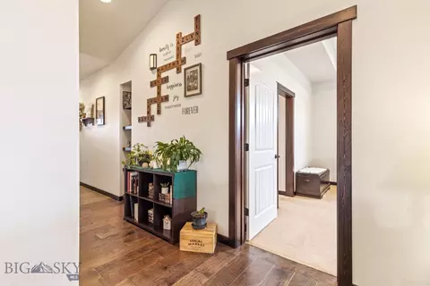 Entry Way - 24 King Meadows Ln, Bozeman, MT 59718 photo 6 of 8