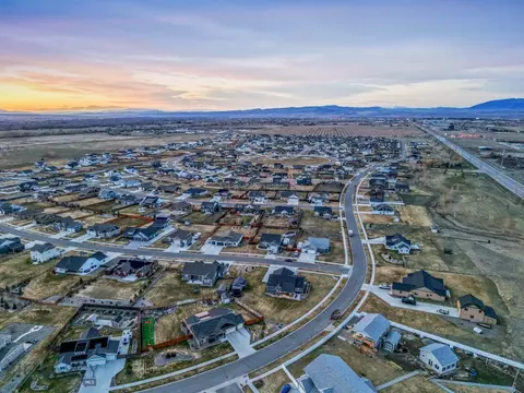 View/Area - 24 King Meadows Ln, Bozeman, MT 59718 photo 4 of 8