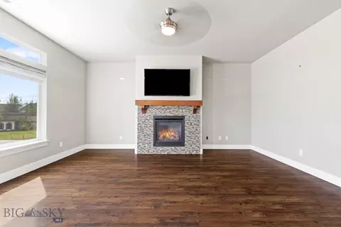 Living - 651 Cameron Loop, Bozeman, MT 59718 photo 4 of 7